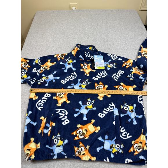 Bluey Jacket Unisex Adult Size L Bluey Bingo Pullover Fleece NWT - Picture 6 of 6